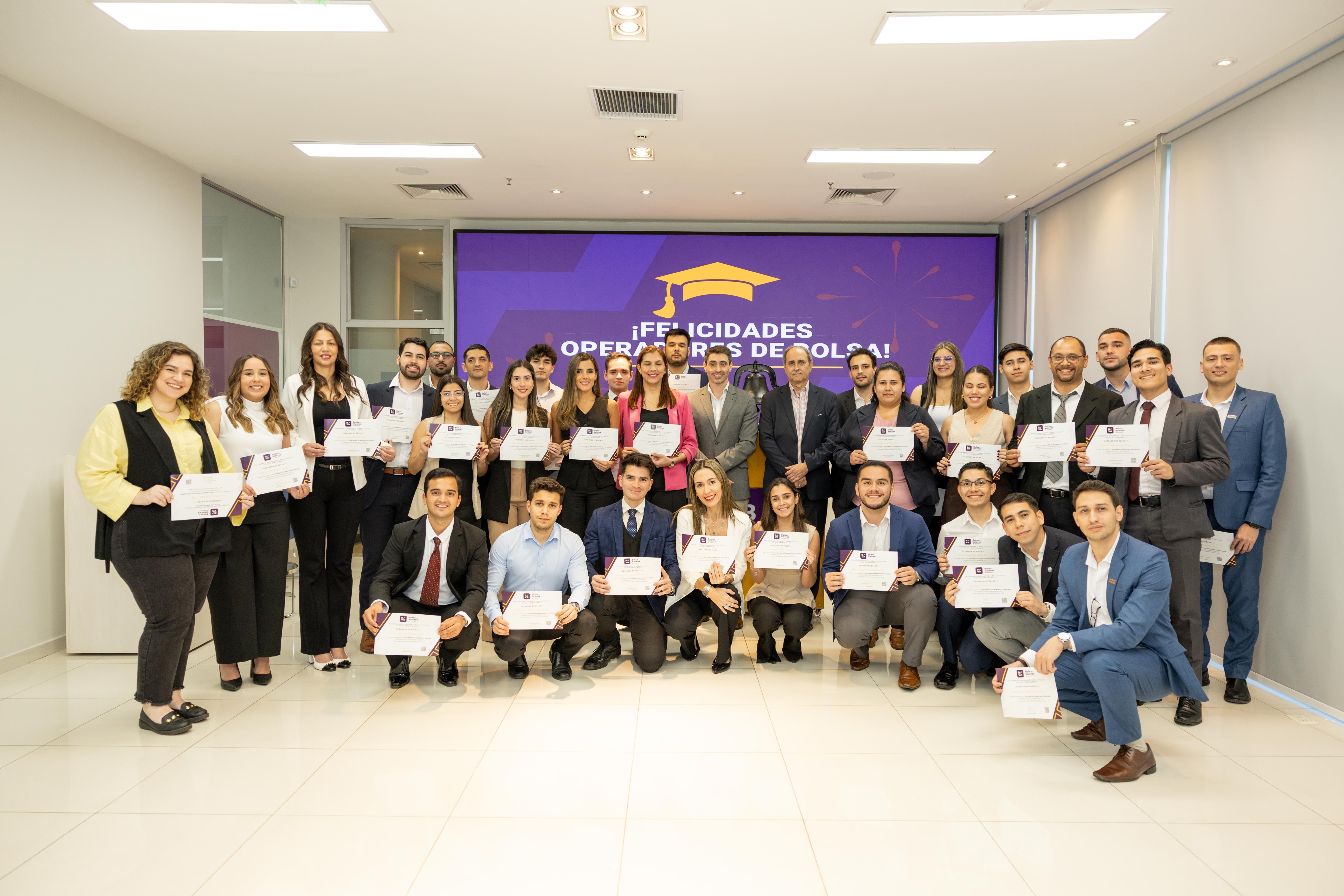  Clases en modalidad presencial y virtual